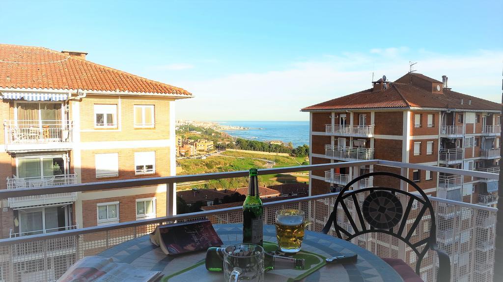 Helena Seaview & Beach-Apartment Монгат Екстер'єр фото