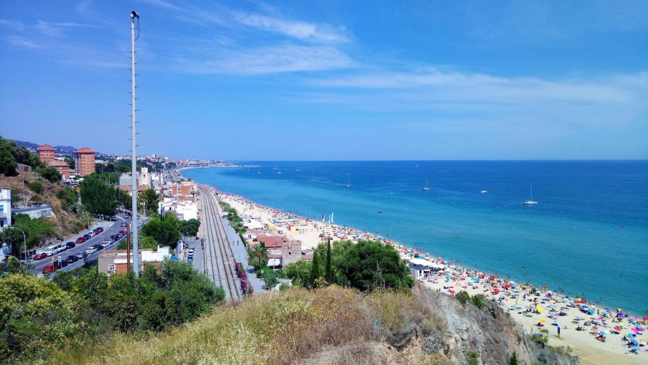Helena Seaview & Beach-Apartment Монгат Екстер'єр фото