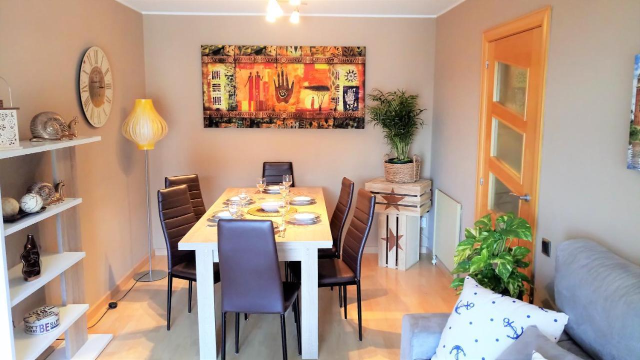 Helena Seaview & Beach-Apartment Монгат Екстер'єр фото
